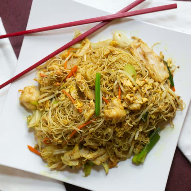 CH9. House Singapore Rice Noodle.