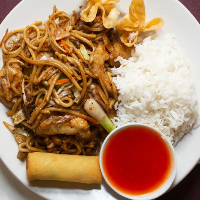 1. House Lo Mein.