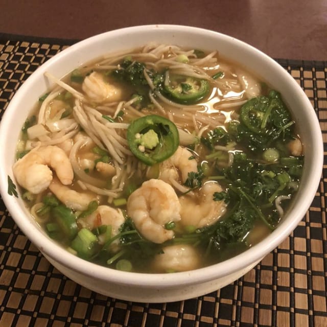 SP8. Shrimp Noodle Soup.