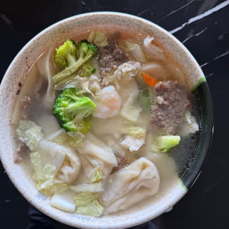Wonton Soup Delight